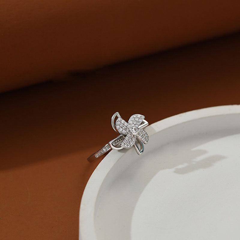 Luxury Cubic Zirconia Windmill Rings Rotating Fashion Jewelry For Women Creative Finger Spinning Ring