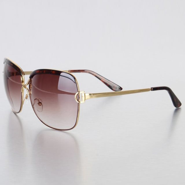 Fashion Classic Sunglasses Ladies Driving Eye Protection