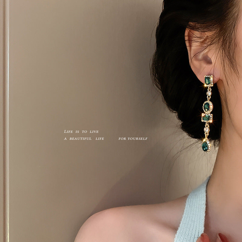 925 Silver Needle Geometric Diamond Green Earrings French Retro Light Luxury Earrings Court Style Long Elegant Earrings For Women